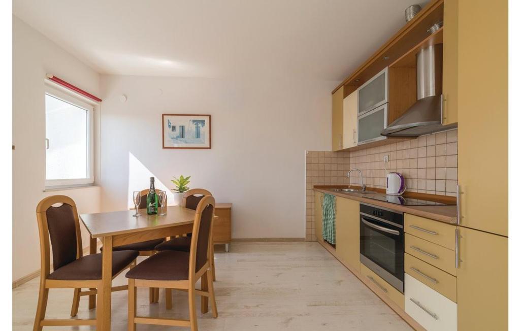 Apartment Red Vodice Bagian luar foto